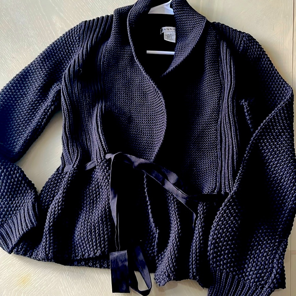 Black Hannah sweater size small with black tie